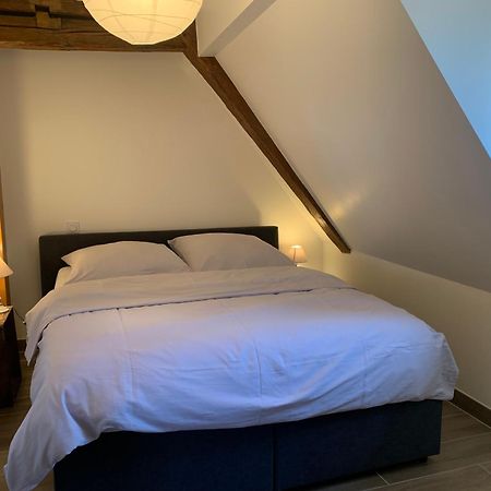 Le Clocher " Sous Les Combles" Parking Gratuit Beblenheim Exterior foto