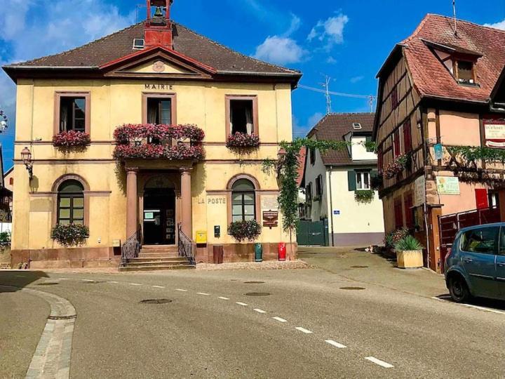 Le Clocher " Sous Les Combles" Parking Gratuit Beblenheim Exterior foto