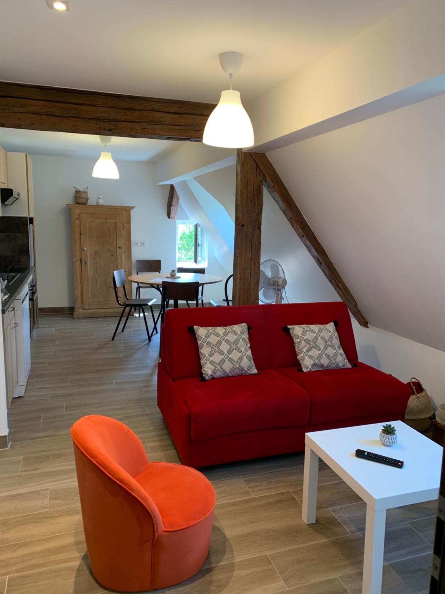Le Clocher " Sous Les Combles" Parking Gratuit Beblenheim Exterior foto
